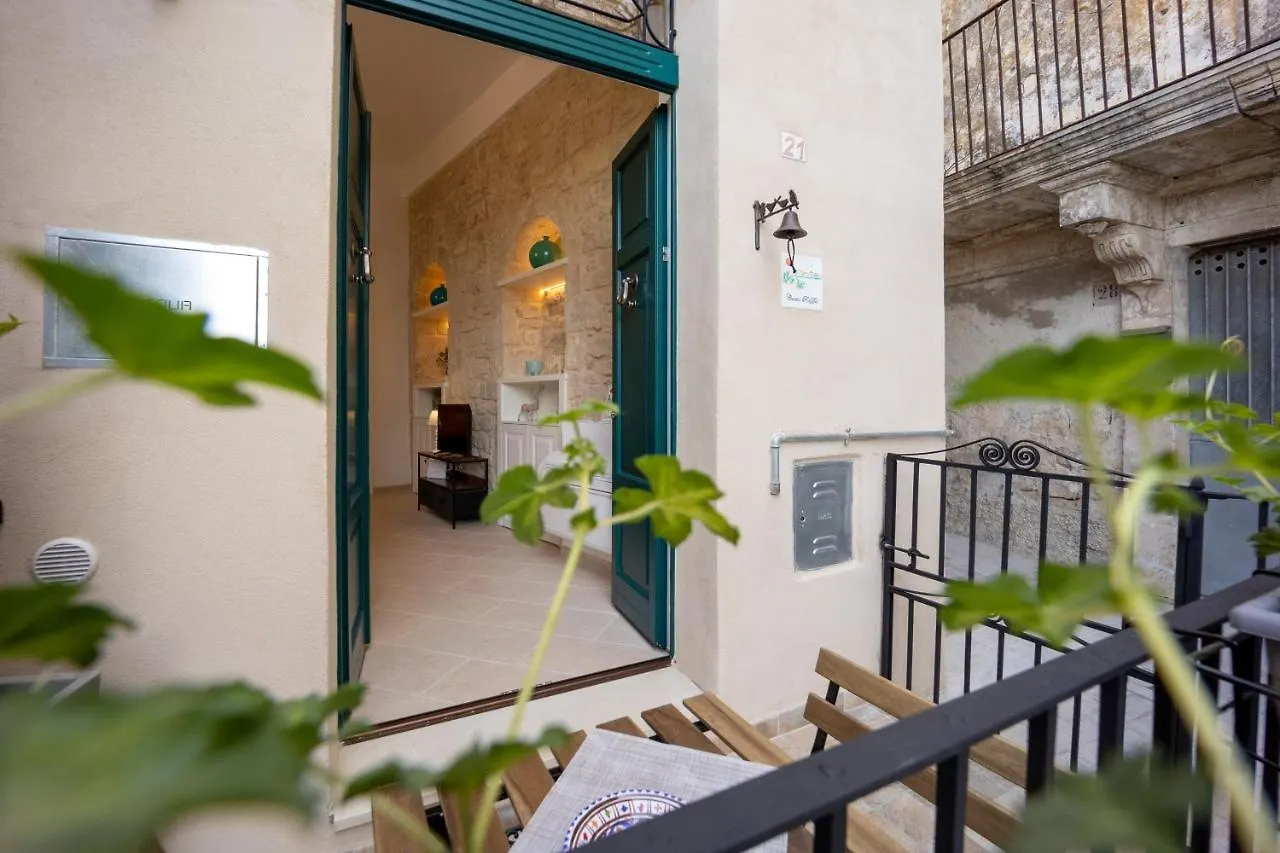 Casetta Roda Modica 0*,  Italy